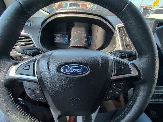 Certified 2024 Ford Edge SEL w/ Convenience Package AWD/4WD image 15