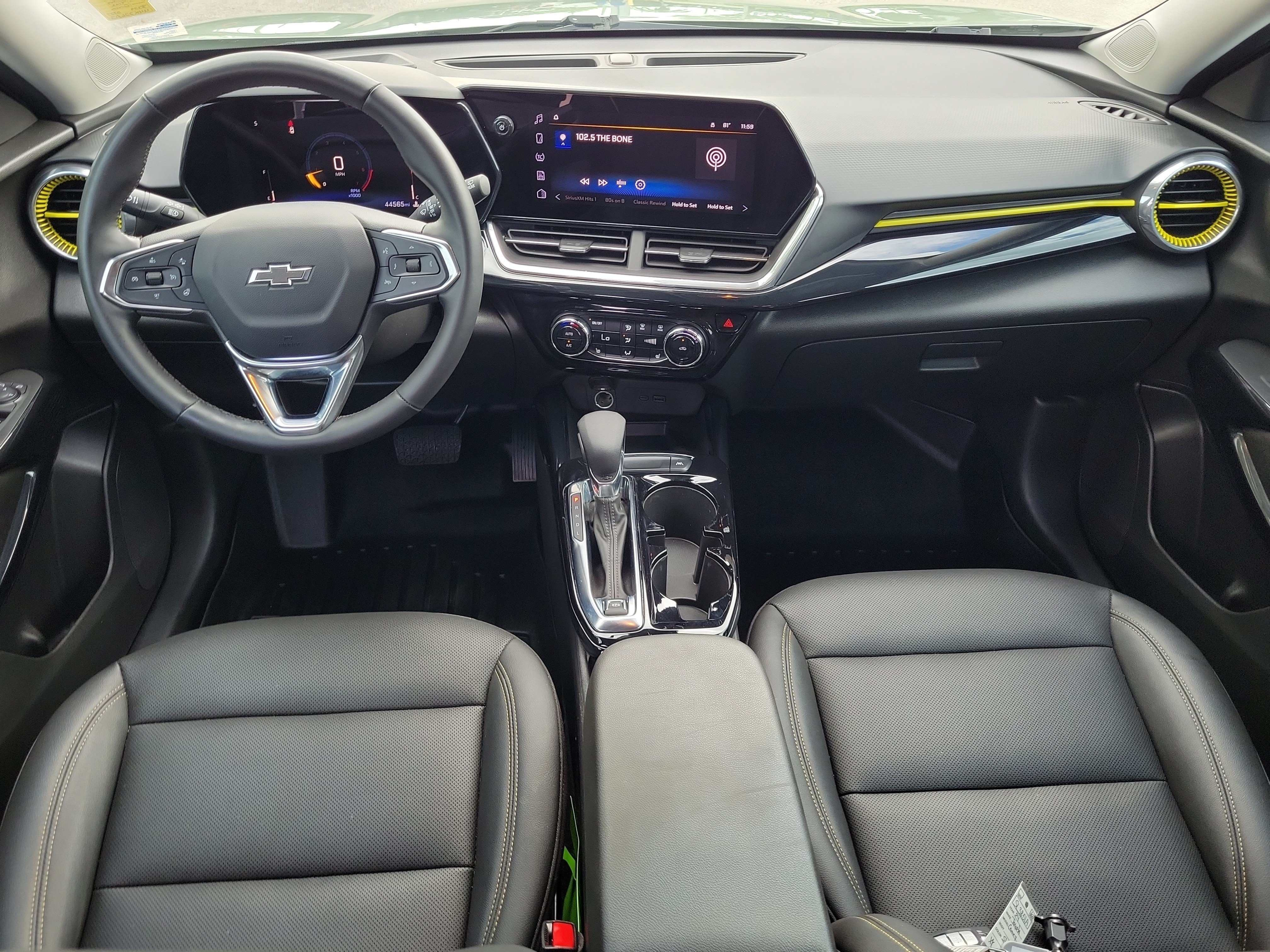 Used 2024 Chevrolet Trax ACTIV w/ Sunroof Package FWD image 14