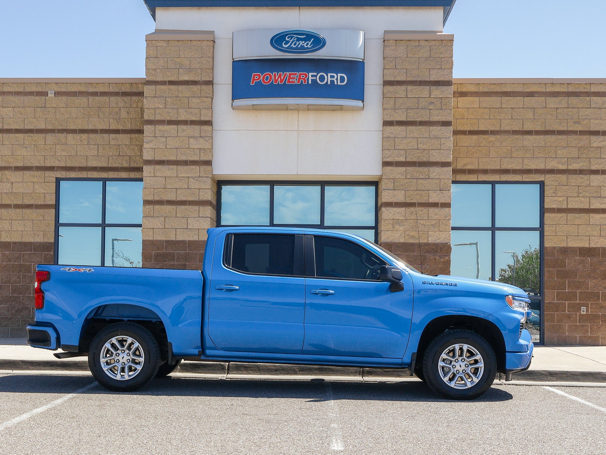 Used 2026 Chevrolet Silverado 1500 RST AWD/4WD image 5