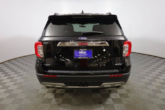 Certified 2024 Ford Explorer XLT w/ Equipment Group 202A AWD/4WD image 6