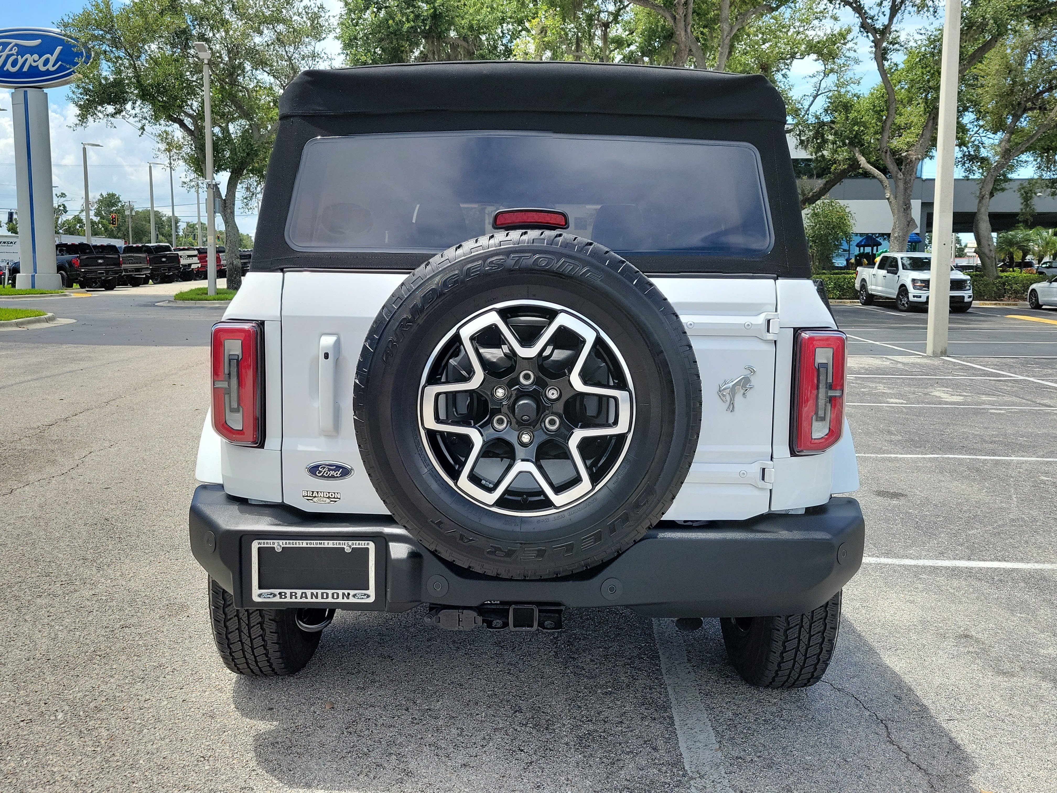 Certified 2024 Ford Bronco Outer Banks AWD/4WD image 8