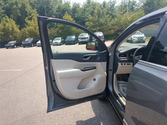 Used 2022 GMC Acadia Denali w/ Trailering Package FWD image 13