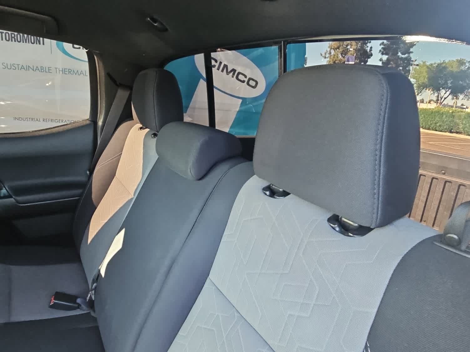 Used 2021 Toyota Tacoma TRD Sport w/ Technology Package image 12