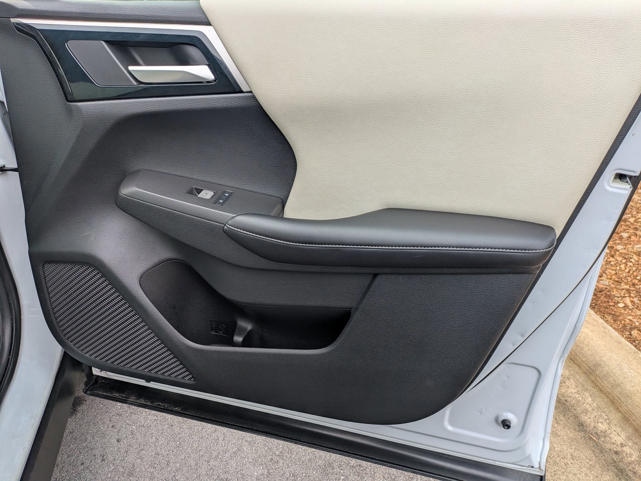 Used 2022 Mitsubishi Outlander ES image 33