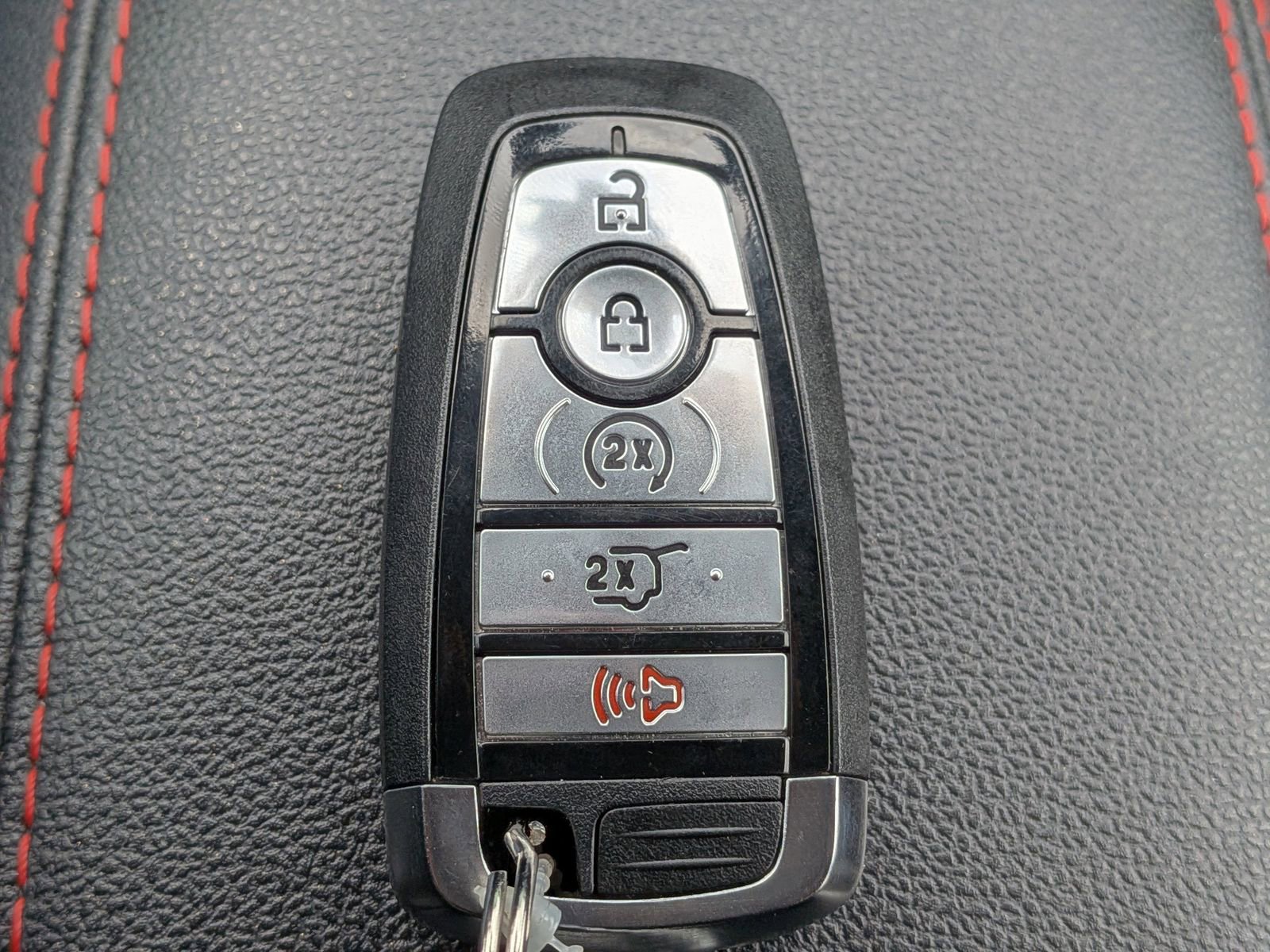 Certified 2023 Ford Escape ST-Line Select w/ Tech Pack #2 image 33