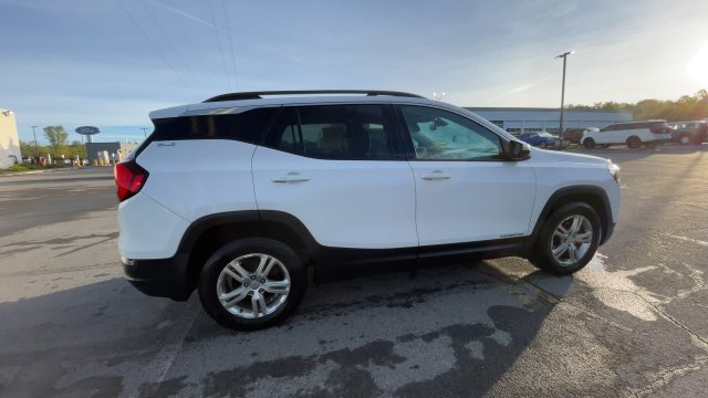 Used 2019 GMC Terrain SLE w/ Driver Convenience Package AWD/4WD image 10