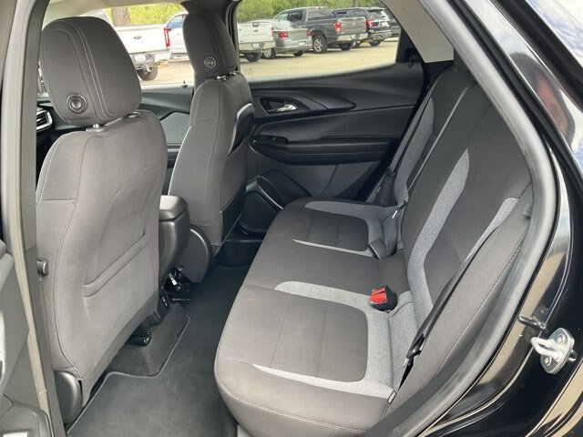 Used 2023 Chevrolet TrailBlazer LT w/ Convenience Package FWD image 11