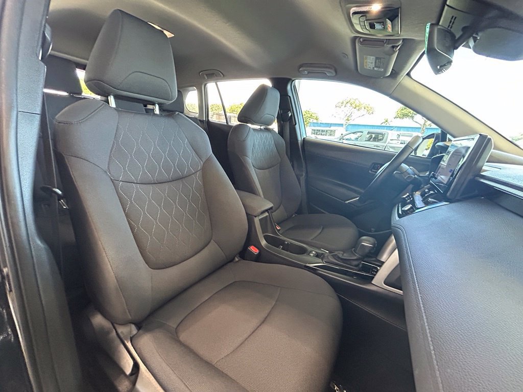 Used 2024 Toyota Corolla Cross LE FWD image 28