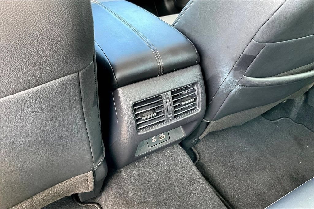 Used 2023 Nissan Altima 2.5 SL FWD image 12