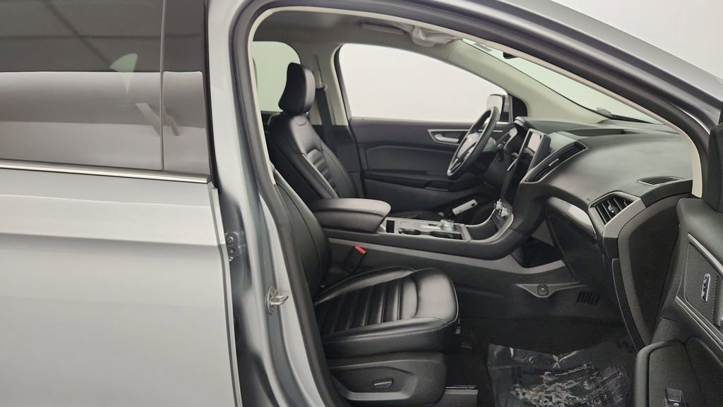 Certified 2023 Ford Edge SEL image 30