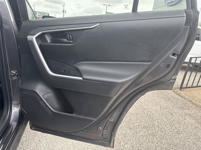 Used 2024 Toyota RAV4 LE FWD image 22