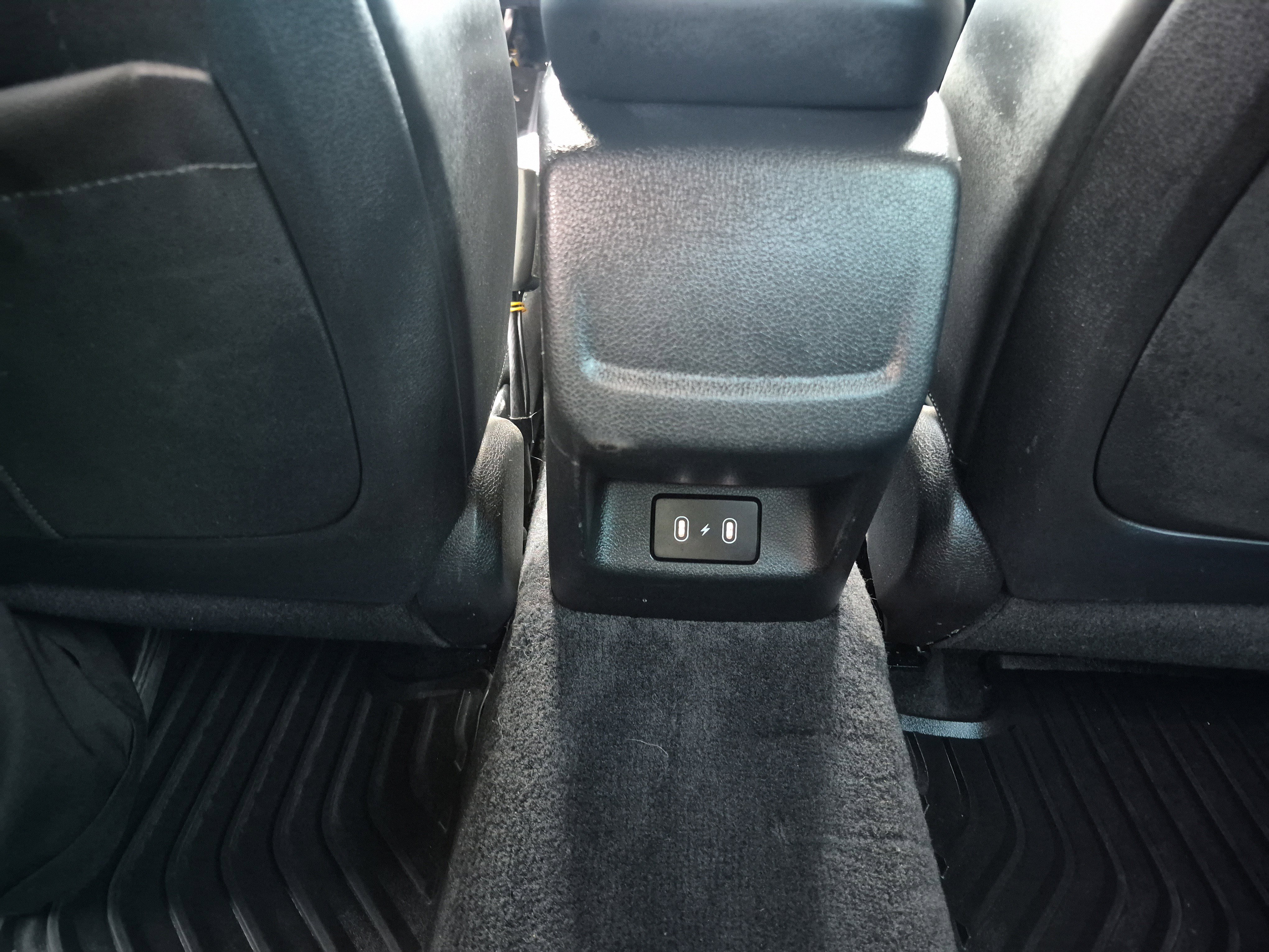 Used 2025 Kia K5 GT-Line w/ GT-Line Premium Package FWD image 17