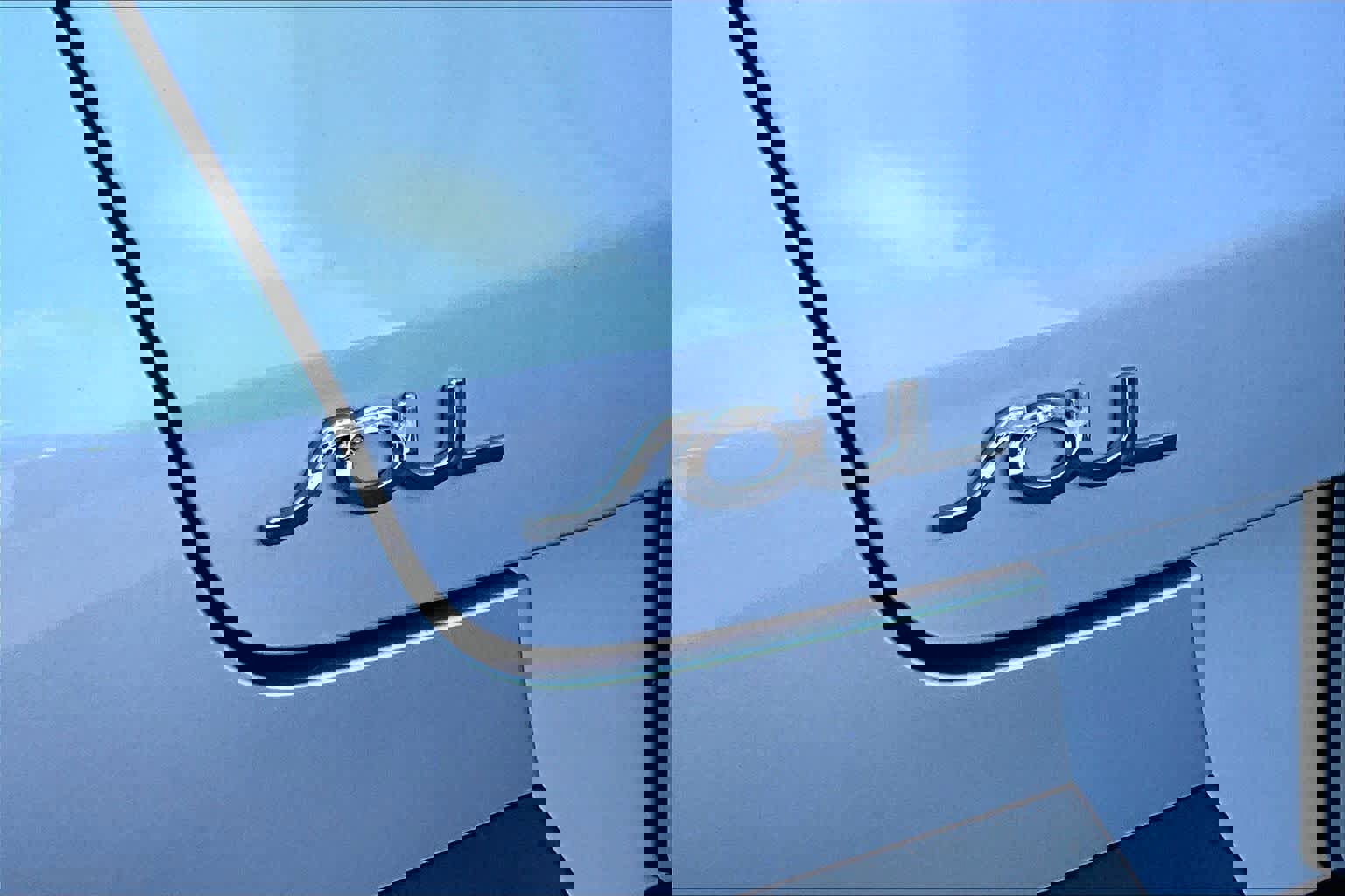 Used 2020 Kia Soul LX image 12