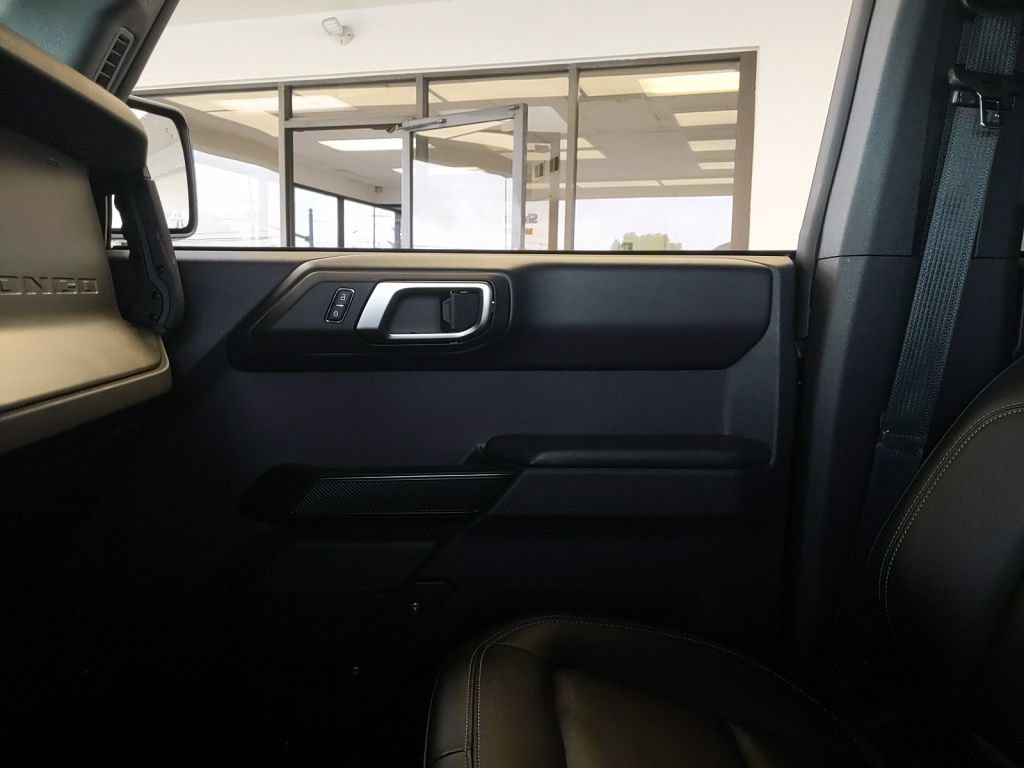Certified 2025 Ford Bronco Badlands AWD/4WD image 23