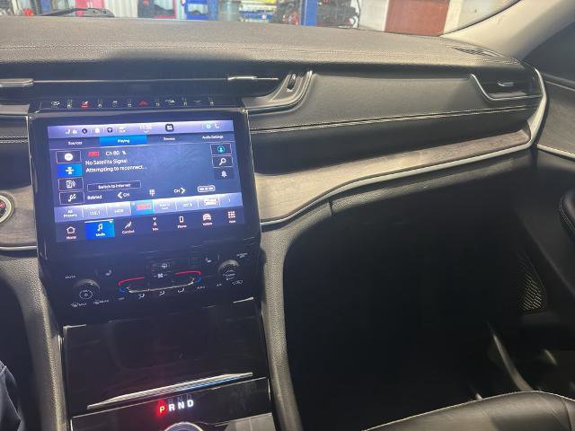 Used 2023 Jeep Grand Cherokee L Limited w/ Trailer Tow Group (B) image 15