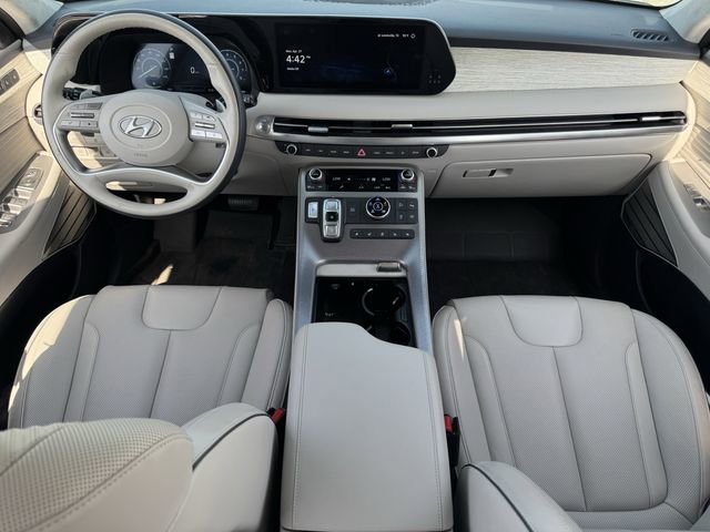Used 2025 Hyundai Palisade Calligraphy AWD/4WD image 9