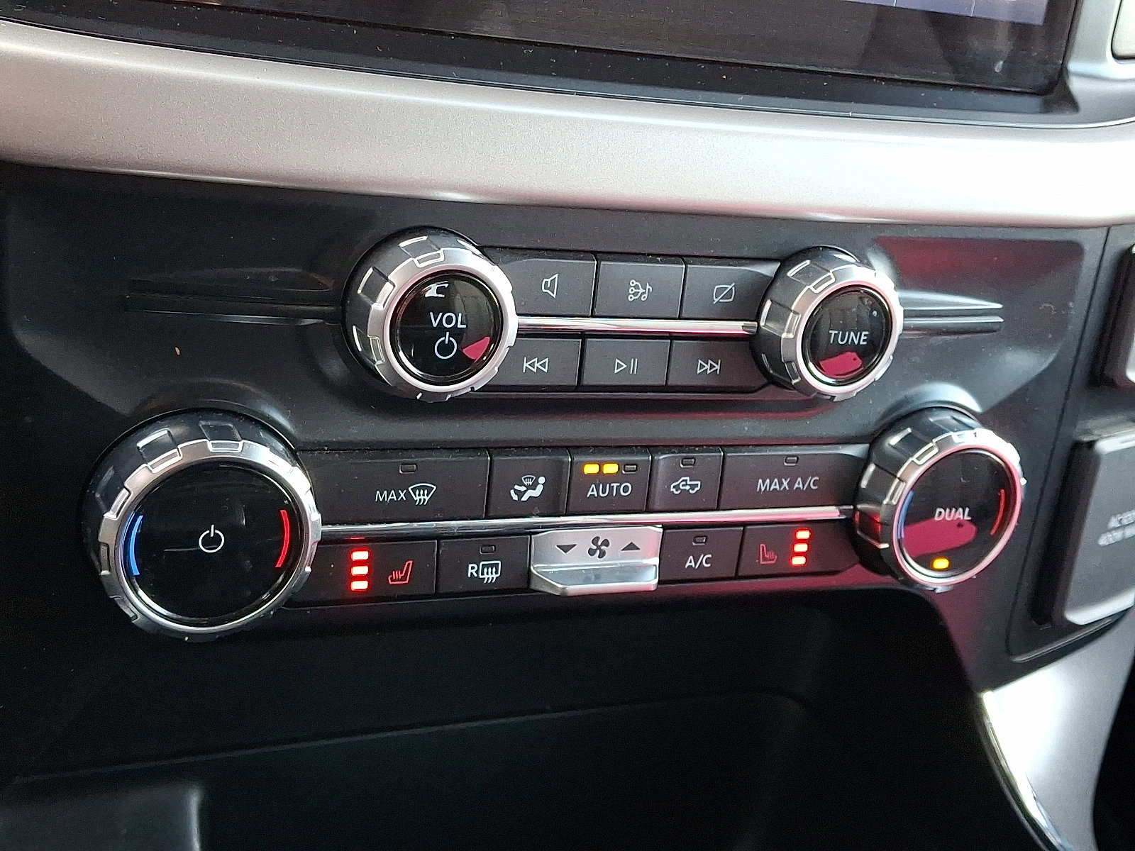 Certified 2023 Ford F150 XLT w/ Equipment Group 302A High image 20