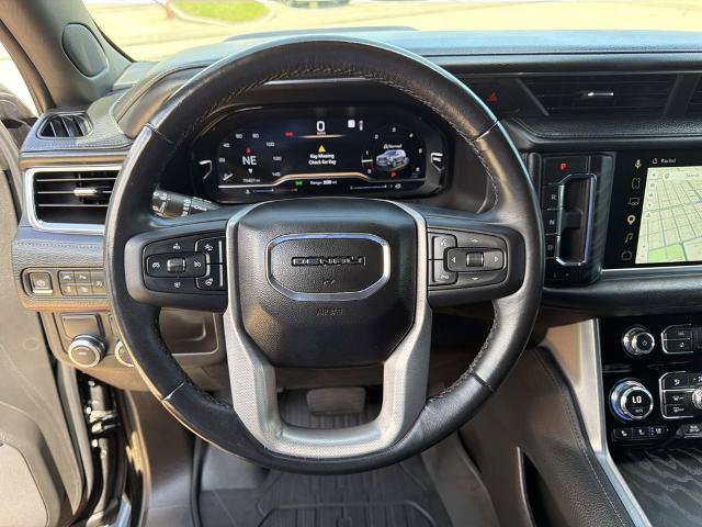 Used 2023 GMC Yukon XL Denali RWD image 26