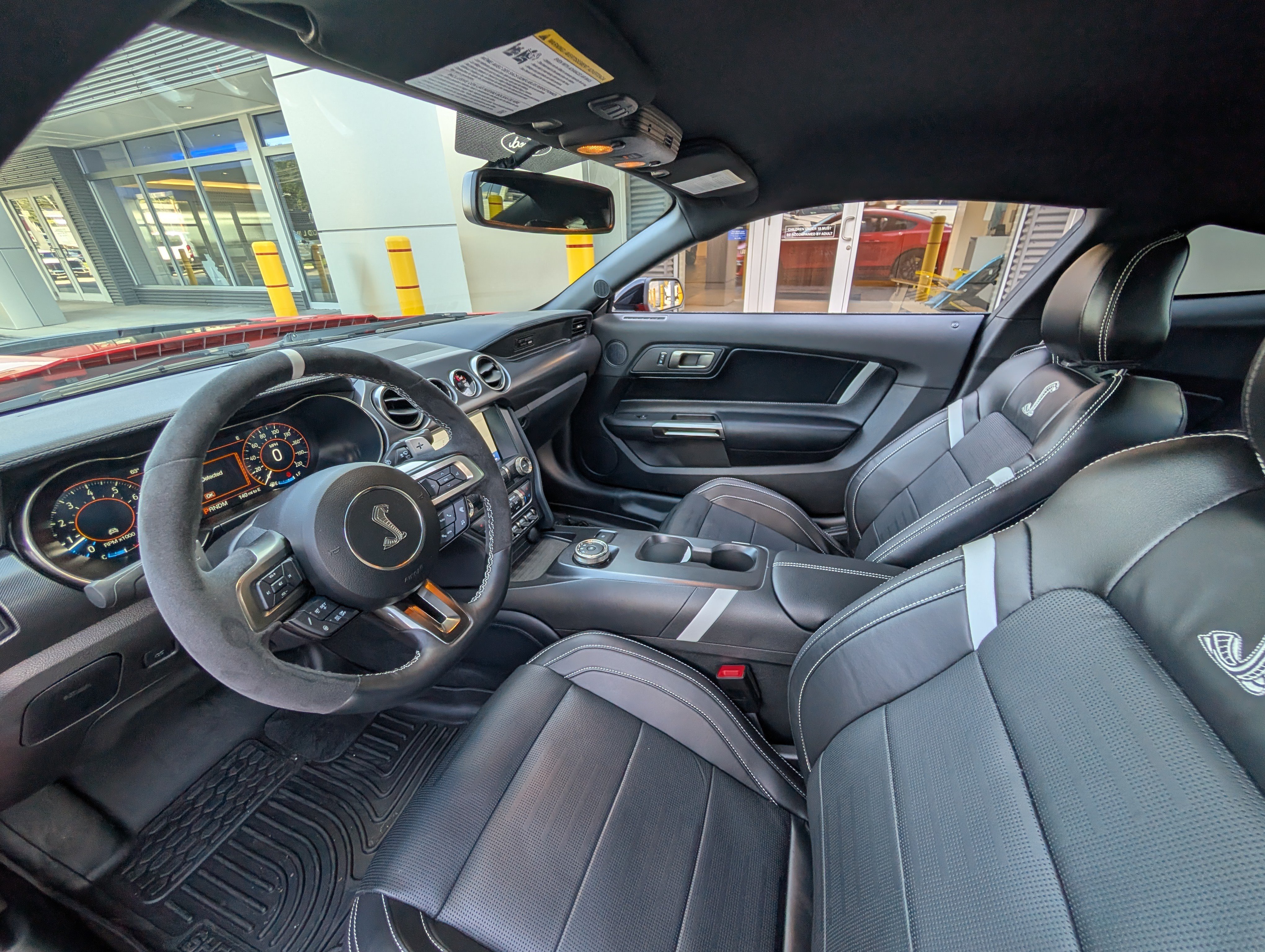 Certified 2022 Ford Mustang Shelby GT500 w/ Technology Package RWD image 16