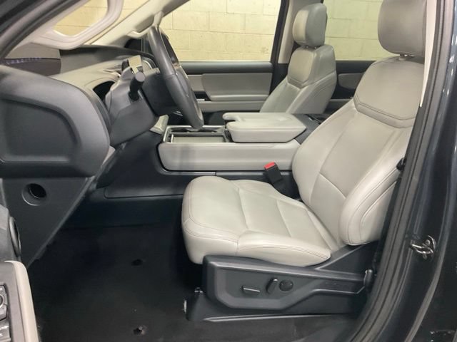 Certified 2025 Ford Expedition Max Active AWD/4WD image 8
