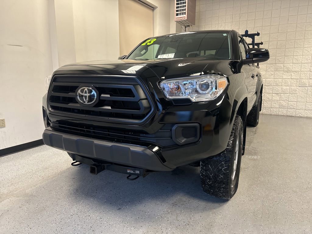Used 2023 Toyota Tacoma SR image 13