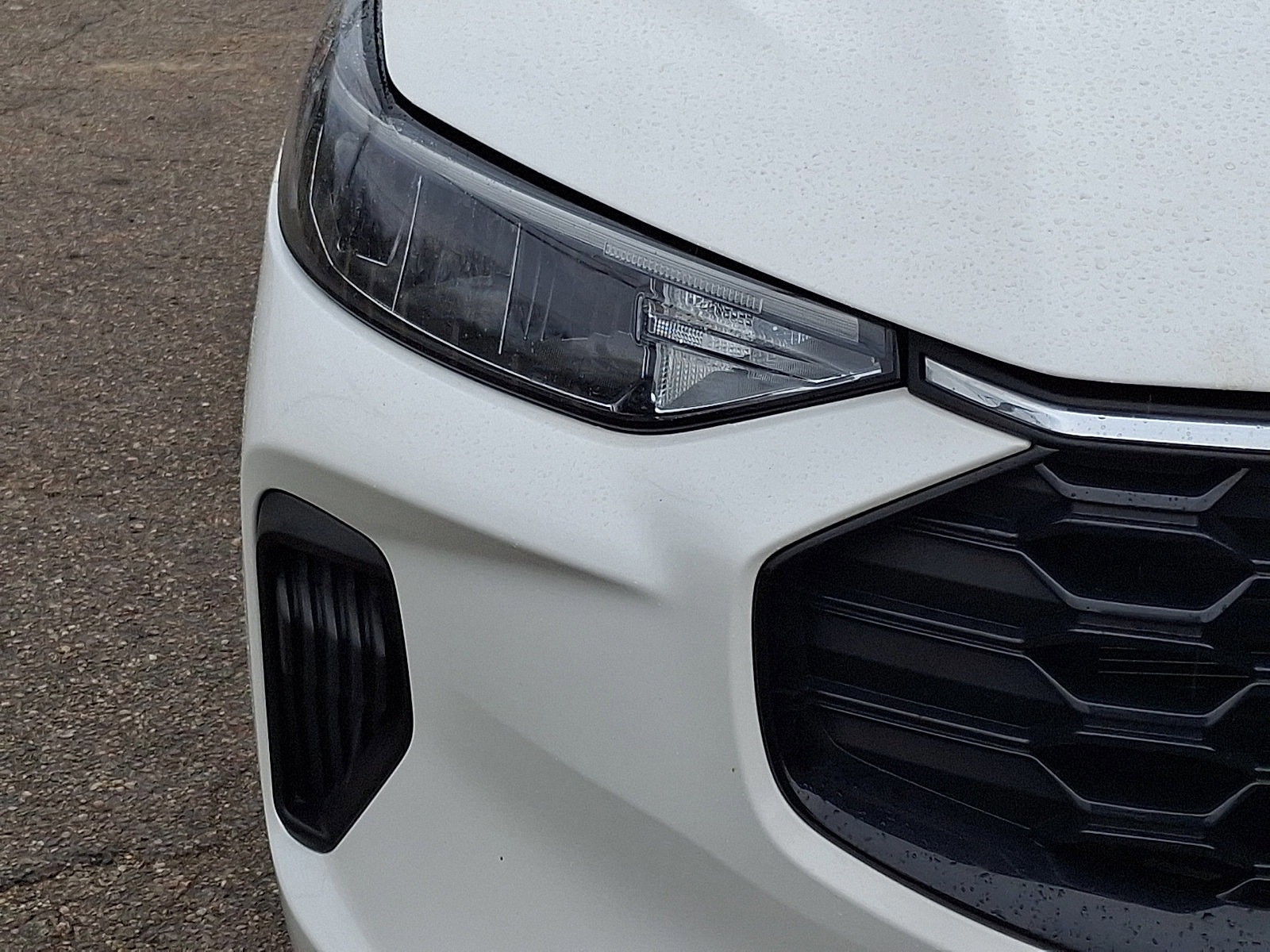 Certified 2024 Ford Escape ST-Line w/ Tech Pack #1 image 9