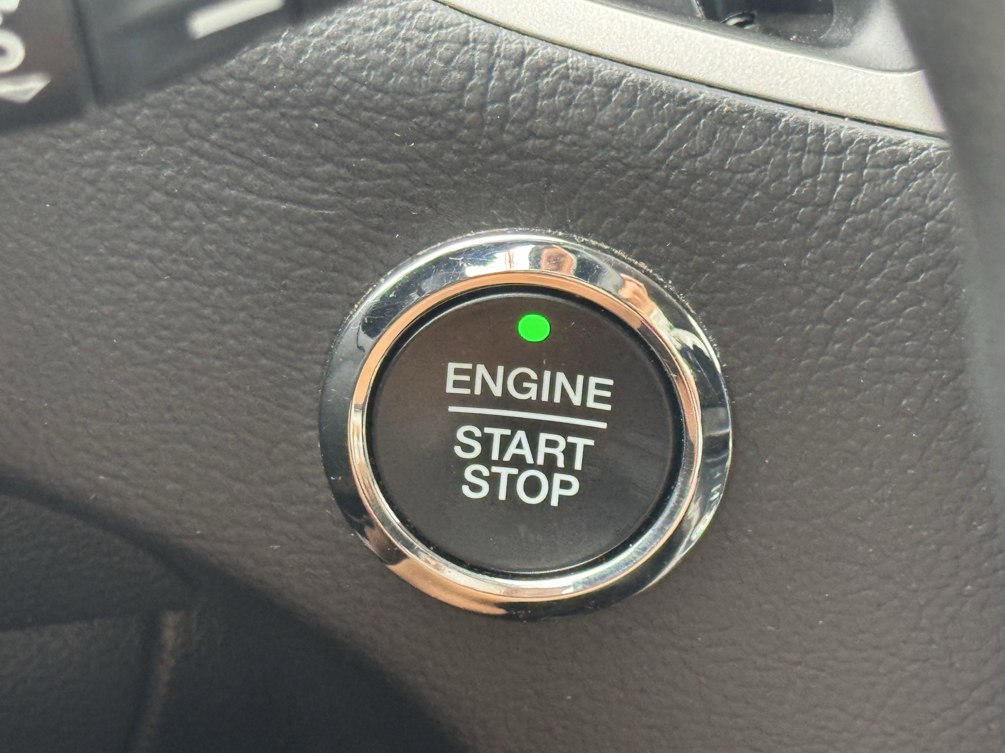 Certified 2024 Ford Edge SE image 24