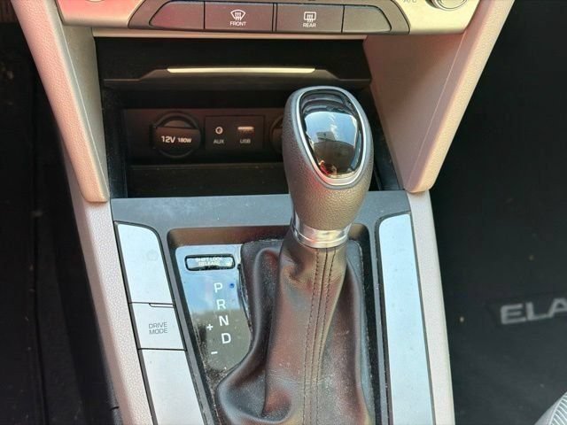 Used 2017 Hyundai Elantra SE FWD image 18
