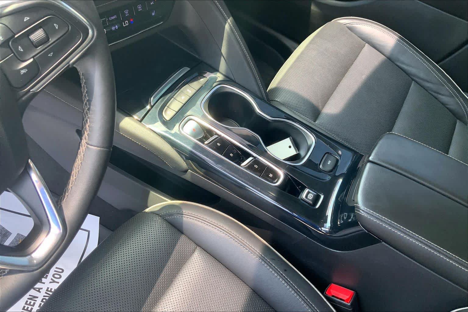 Used 2021 Buick Envision Essence w/ Sport Touring Package FWD image 17