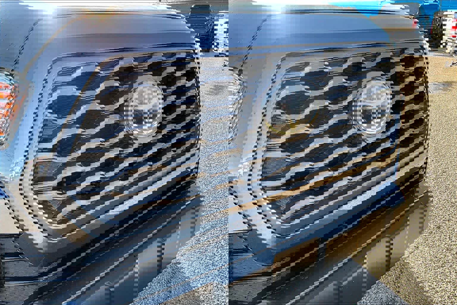 Used 2020 Toyota Tacoma TRD Off-Road AWD/4WD image 28