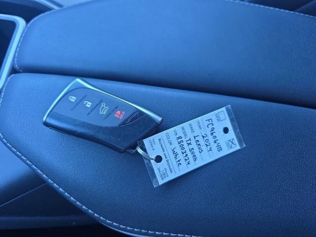 Used 2024 Lexus TX 500h AWD w/ Technology Package image 38