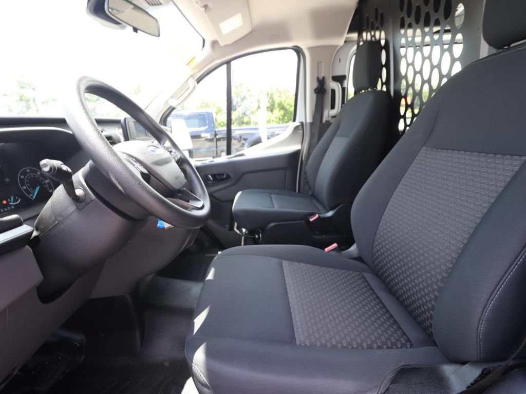 Certified 2025 Ford Transit 250 Low Roof w/ Exterior Upgrade Package RWD image 2