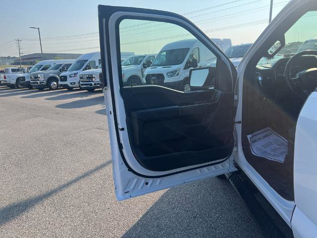 Certified 2022 Ford F150 XLT w/ Equipment Group 302A High image 16