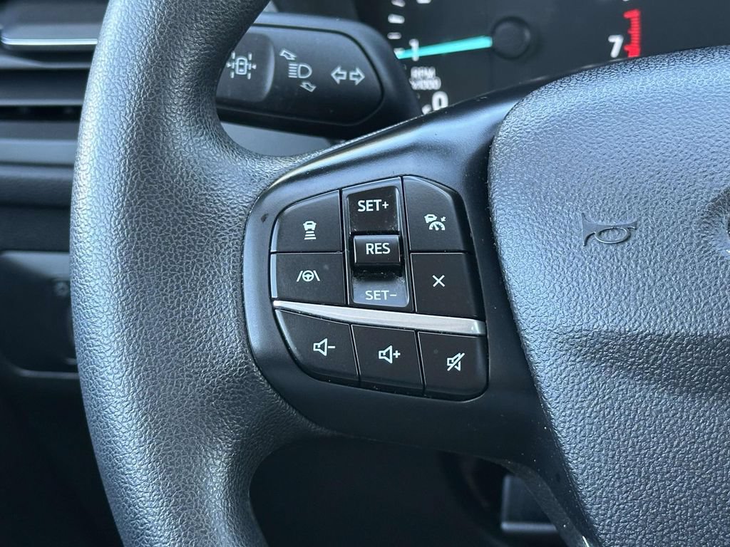 Certified 2022 Ford Escape SE w/ SE Sport Appearance Package AWD/4WD image 24