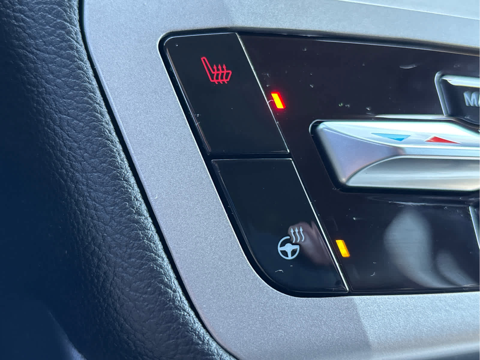 Certified 2023 Ford Explorer XLT w/ Equipment Group 202A image 23