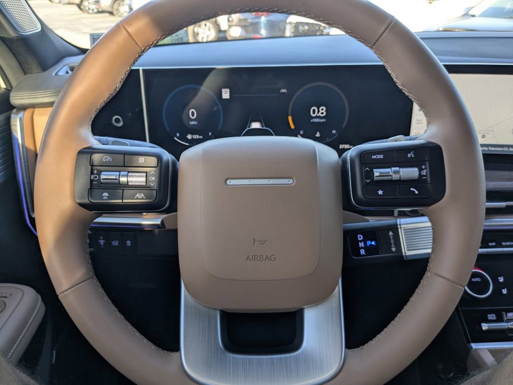 Used 2025 Hyundai Santa Fe Limited image 31