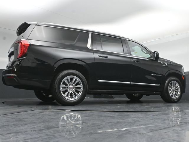 Used 2023 GMC Yukon XL SLT w/ SLT Premium Package AWD/4WD image 36