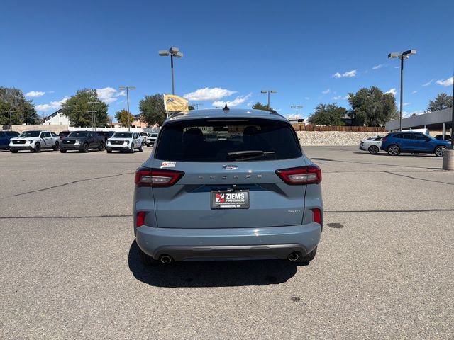 Certified 2024 Ford Escape ST-Line w/ Tech Pack #1 AWD/4WD image 4
