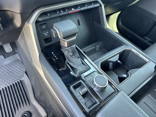 Used 2022 Toyota Tundra Limited AWD/4WD image 31