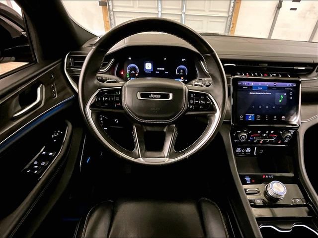 Used 2021 Jeep Grand Cherokee L Overland w/ Luxury Tech Group IV AWD/4WD image 5