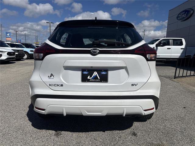 Used 2024 Nissan Kicks SV image 4