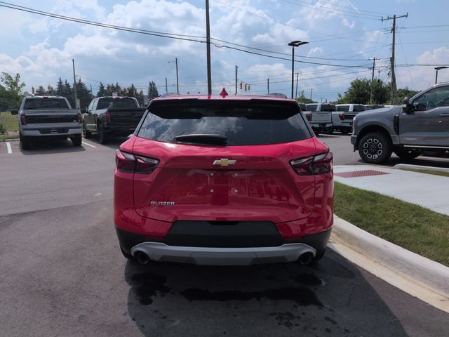 Used 2021 Chevrolet Blazer LT FWD image 4