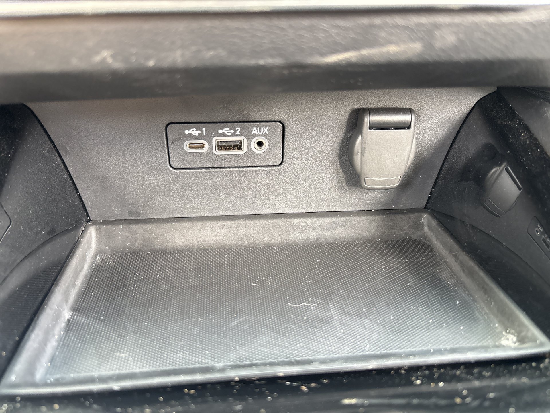 Used 2025 Nissan Altima 2.5 SR AWD/4WD image 7