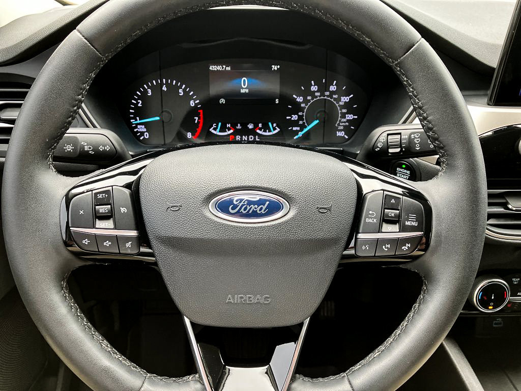 Certified 2022 Ford Escape SEL AWD/4WD image 35