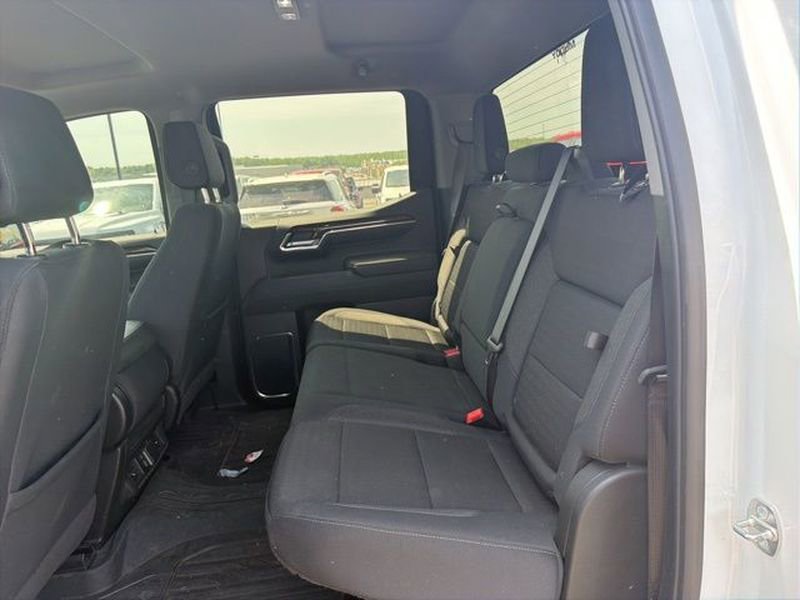 Used 2024 GMC Sierra 1500 Elevation image 12