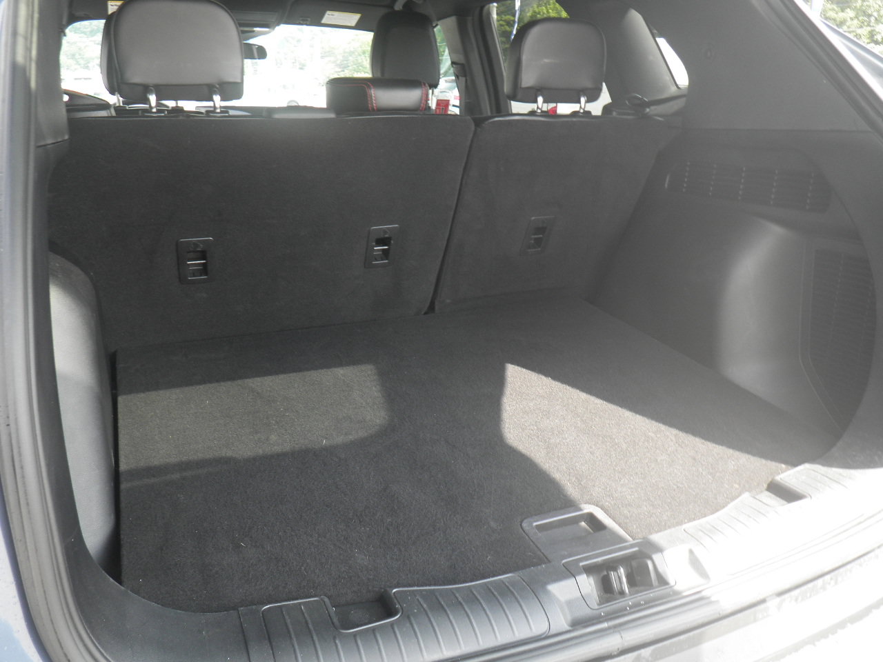 Certified 2025 Ford Escape ST-Line w/ Tech Pack #1 AWD/4WD image 22