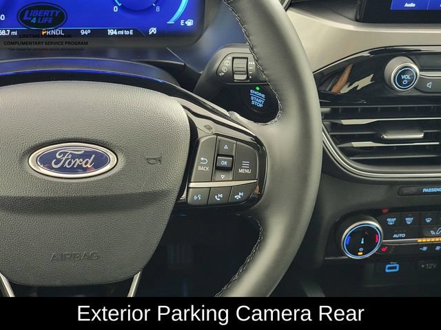 Certified 2022 Ford Escape Titanium w/ Class II Trailer Tow Package AWD/4WD image 31