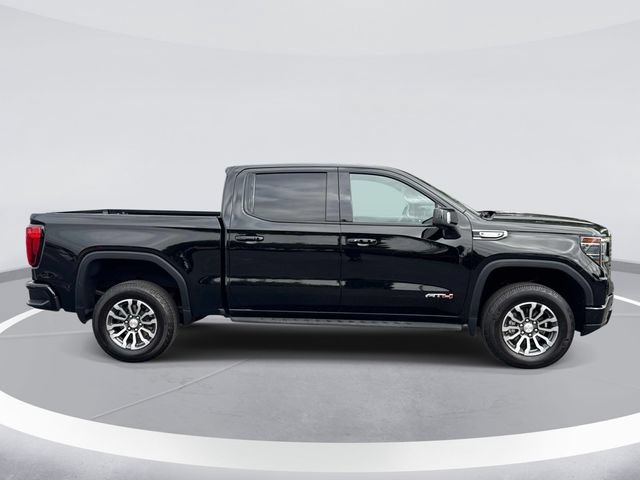 Used 2022 GMC Sierra 1500 AT4 w/ AT4 Premium Package AWD/4WD image 4