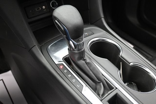 Used 2024 Chevrolet Equinox LT FWD image 24