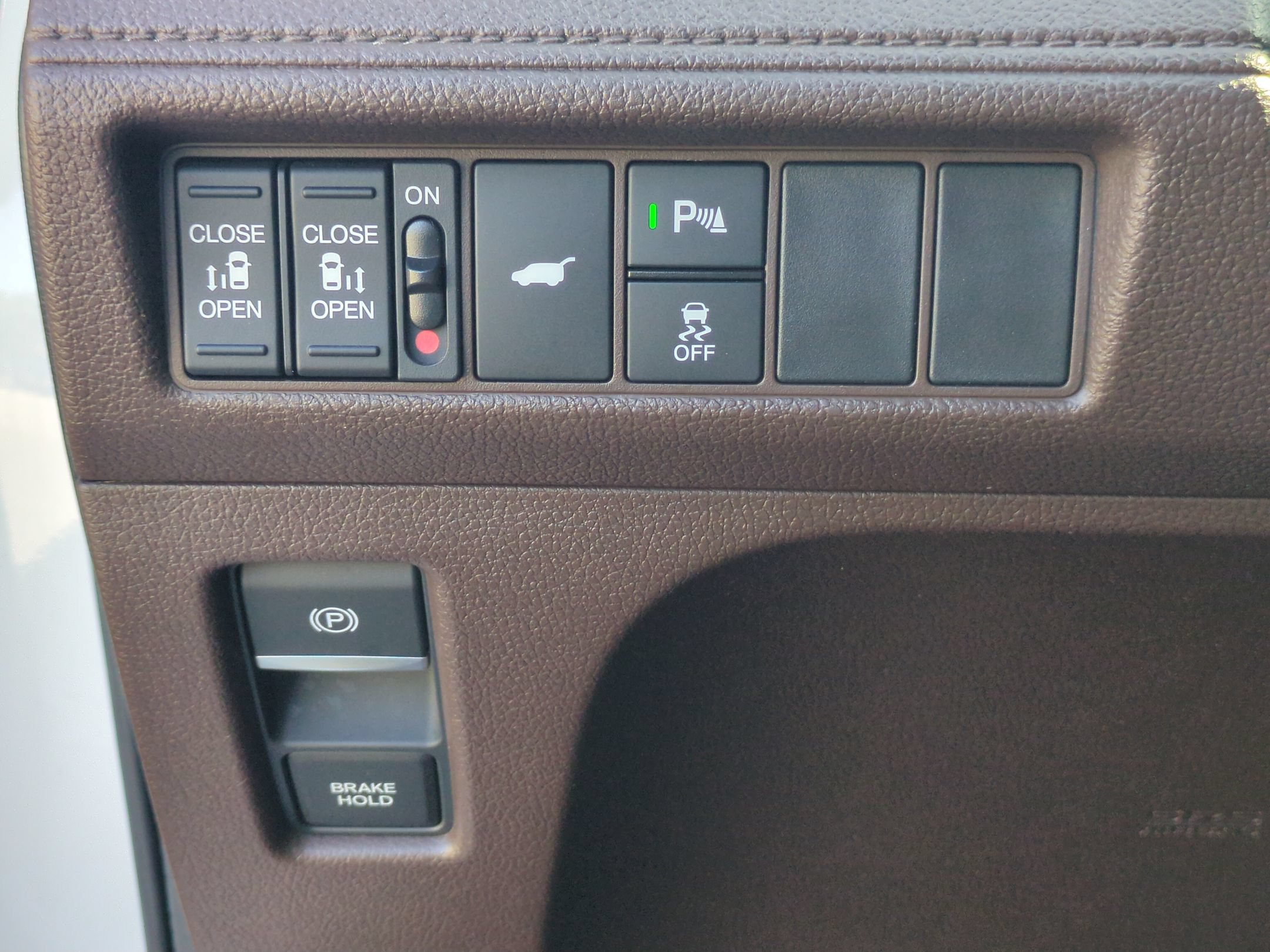 Used 2025 Honda Odyssey Elite image 19
